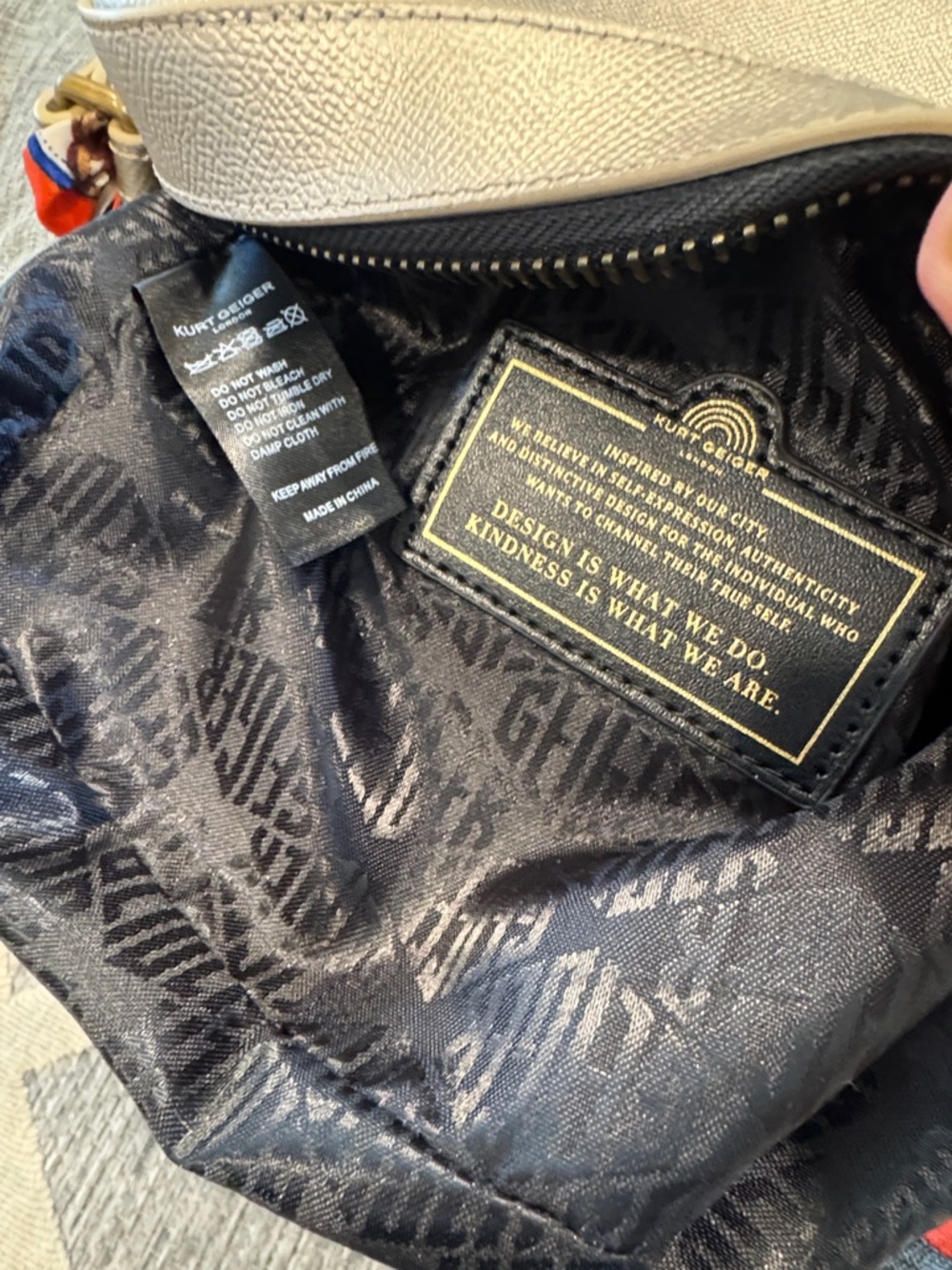 Kurt Geiger Metallic Gold Richmond Leather Crossbody Bag - Picture 13 of 17